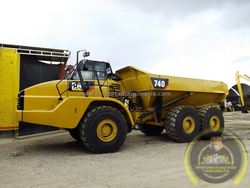 Camión Articulado Caterpillar 740 Capacidad de 43 Toneladas