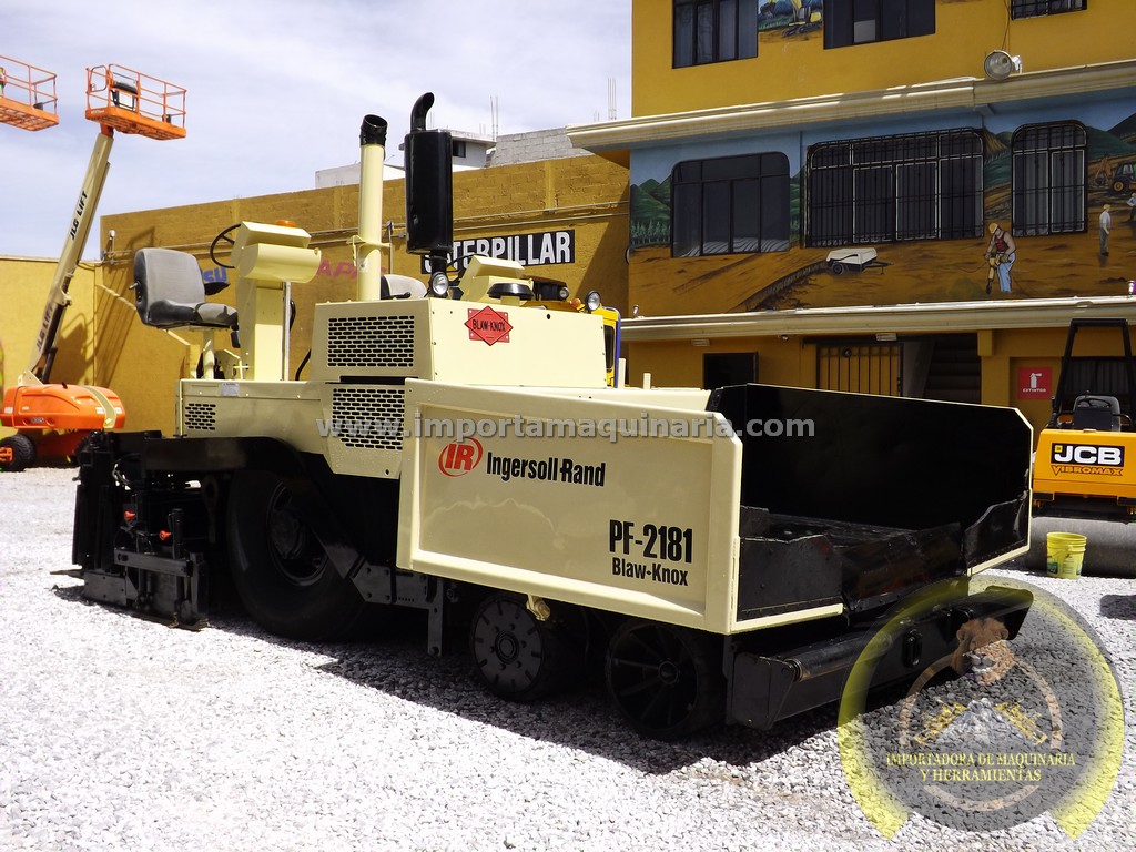 Finisher o Pavimentadora Blaw-Knox PF-2181