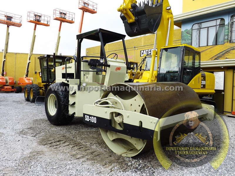 Vibrocompactador Ingersoll Rand SD-100D Rodillo liso de 84