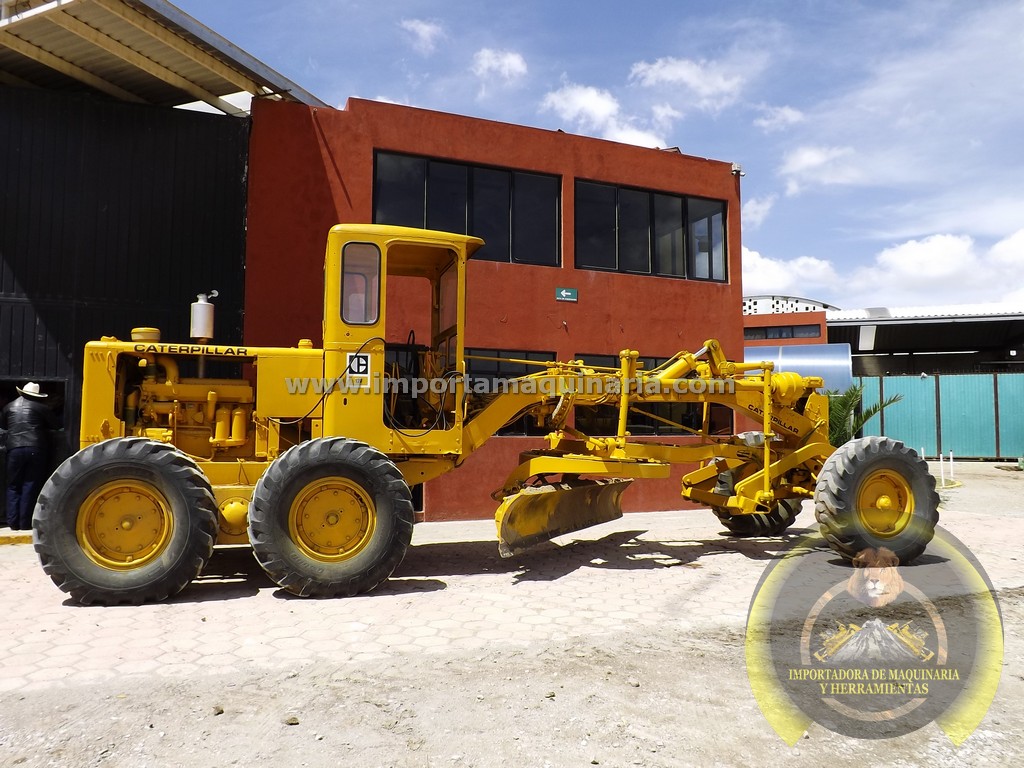 Motoniveladora o Motoconformadora Caterpillar 12F Cabina y Escarificador
