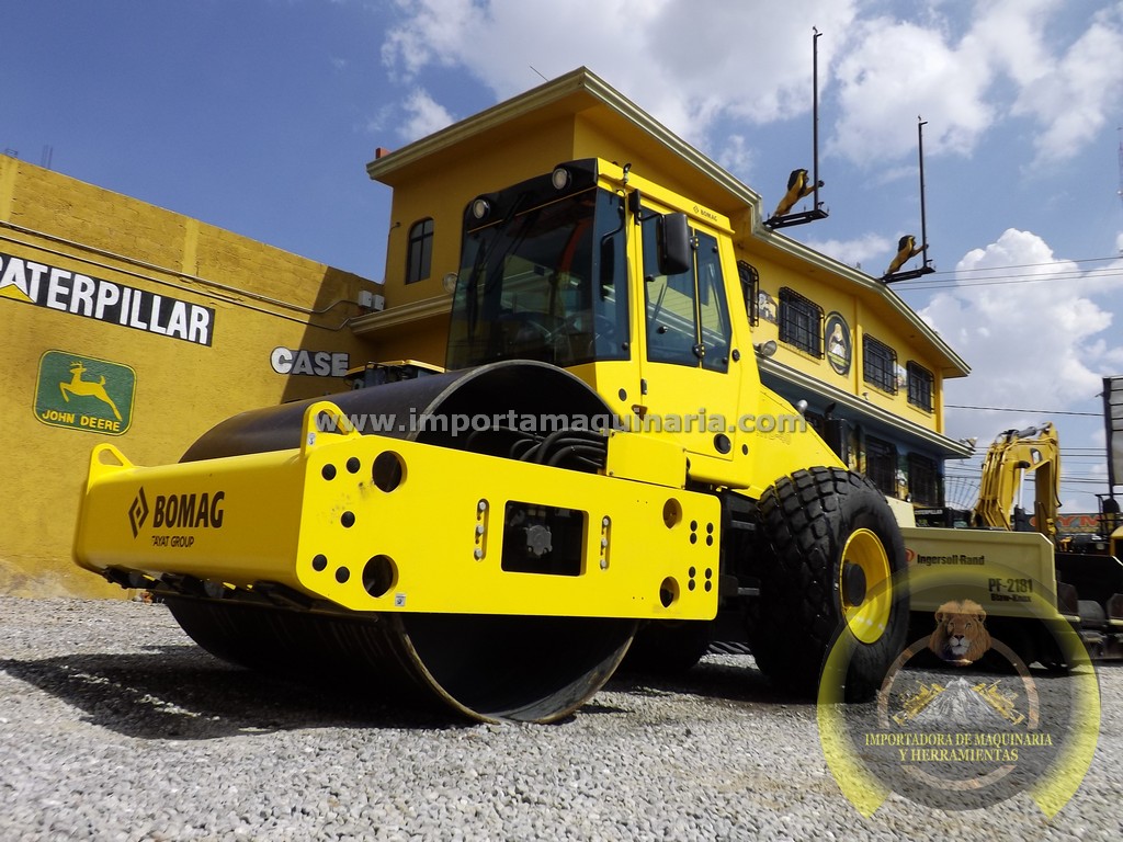 Vibrocompactador Bomag NUEVO BW211D-40