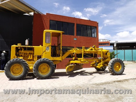 MOTONIVELADORA CATERPILLAR 12F CABINA Y ESCARIFICADOR